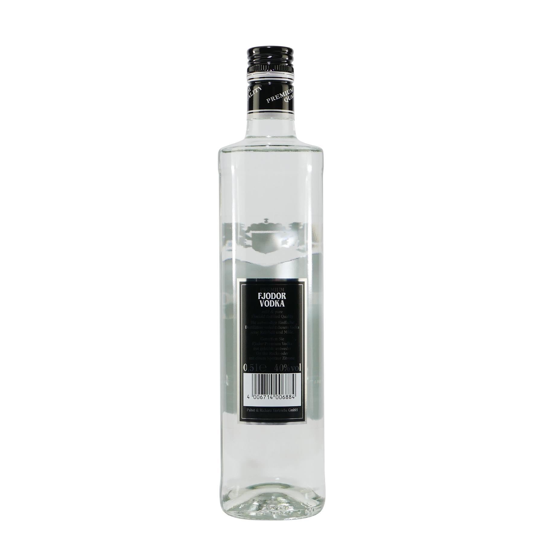 Fjodor Vodka Fivefold Distilled mit Geschenk-Holzkiste