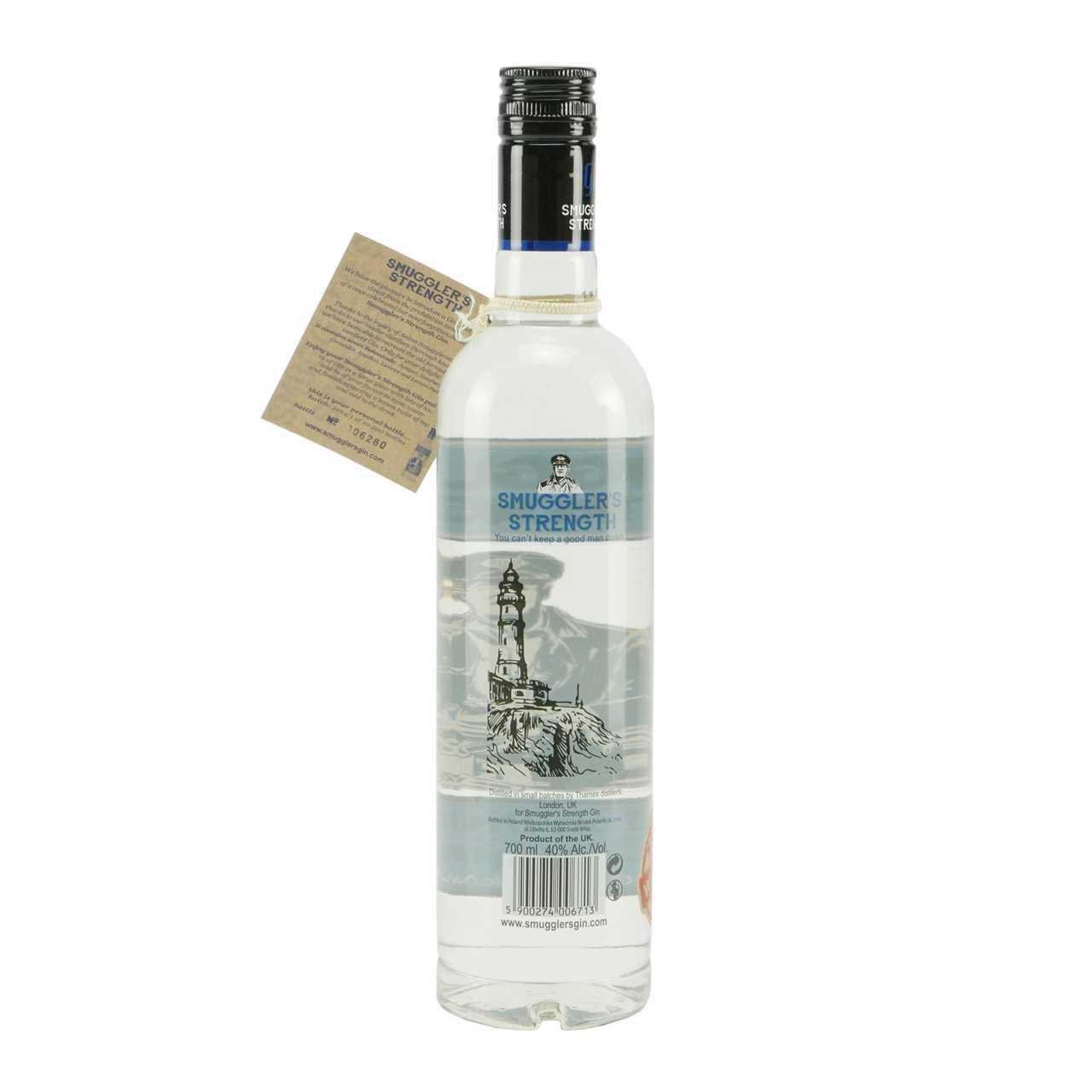 Smugglers Strength London Dry Gin mit Geschenk-Holzkiste